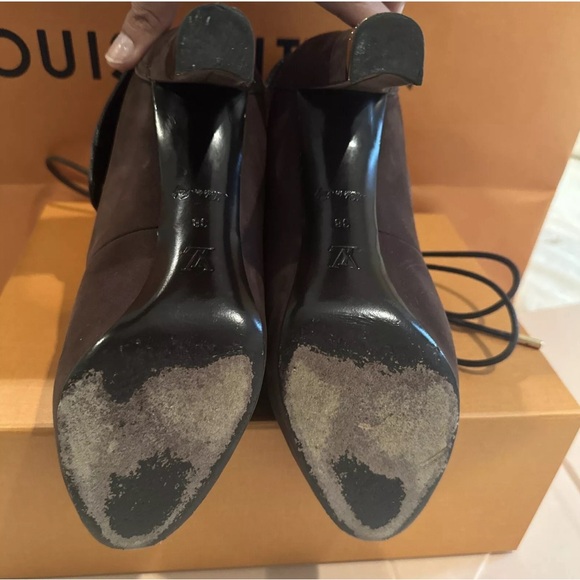 Louis Vuitton Suede Short Boots - Picture 8 of 16